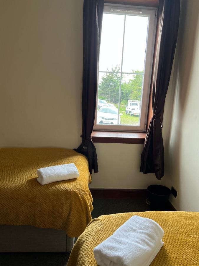 אדינבורו 4 Bed Bungalow Near Airport מראה חיצוני תמונה